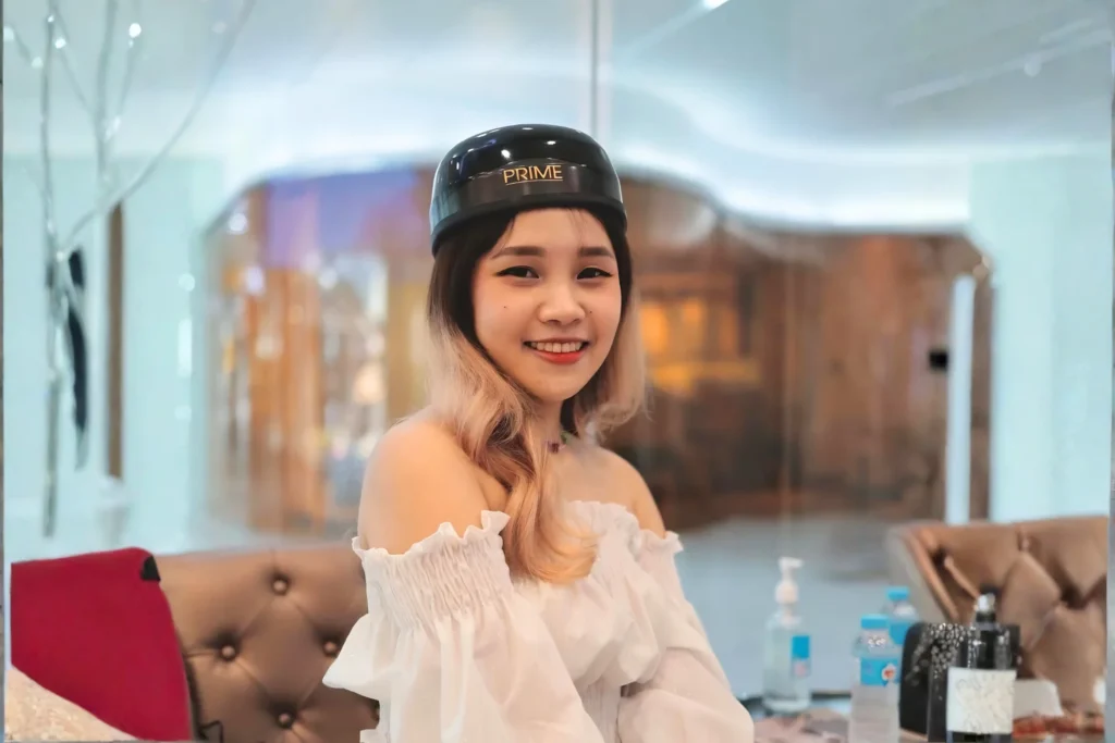 การฉายแสง LLLT ฟื้นฟูเส้นผม รักษาแสกกลางบาง